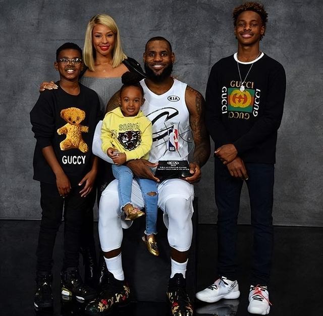 外线轮转必 外线轮转必